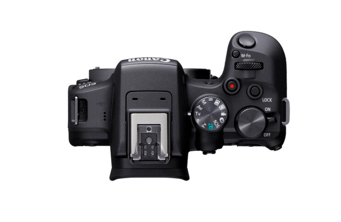 Canon EOS R10 Mirrorless Camera with 18-150mm Lens