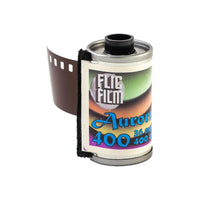 FLIC Film Aurora 400 ISO 35mm color negative film roll with 36 exposures in a metal cassette.