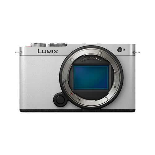 Panasonic LUMIX S9 Mirrorless Camera with 18-40mm f/4.5-6.3 Lens (White/Silver)