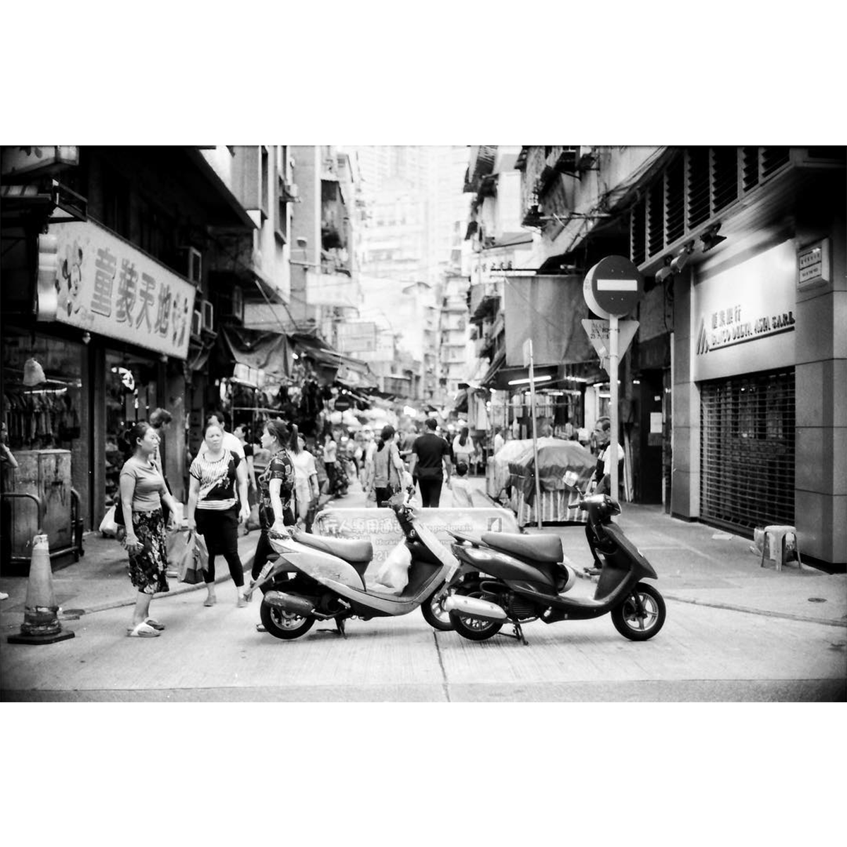 Rollei RPX 100 Black & White 35mm Film (36 exposures)