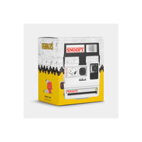 Retrospekt Snoopy Polaroid 600 camera in a white and black box featuring Peanuts comic strip art and Snoopy graphics.