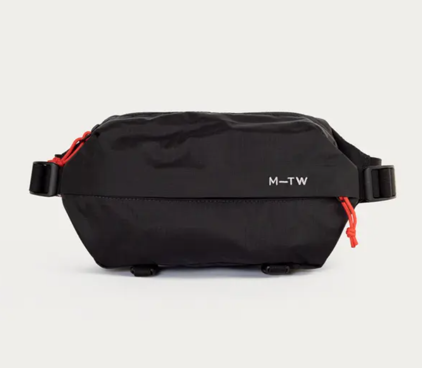 Moment Fanny Sling 2L | Black Ripstop