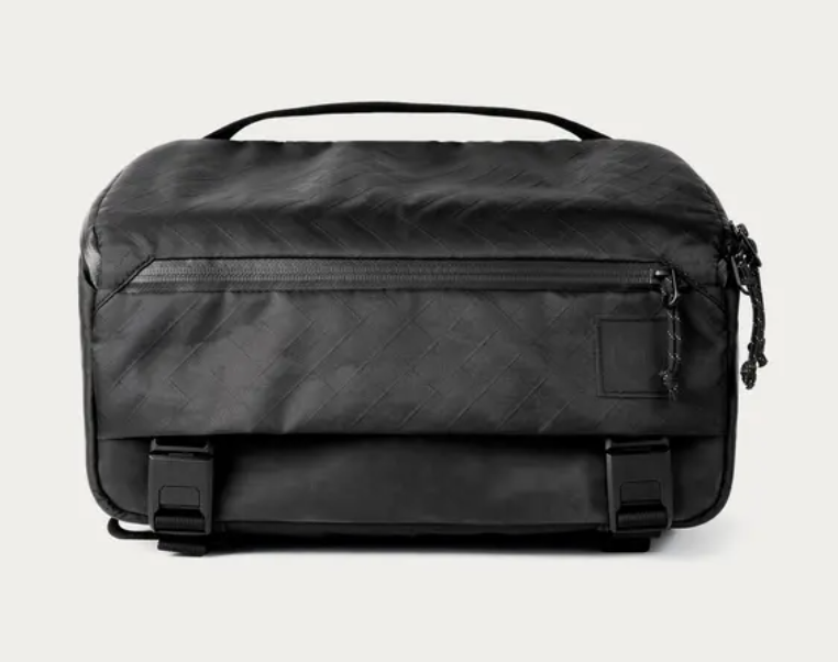 Moment Rugged Camera Sling 10L - Black