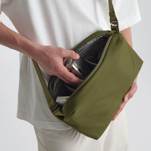 Urth Dolomite Cross-Body Camera Sling Bag 5L